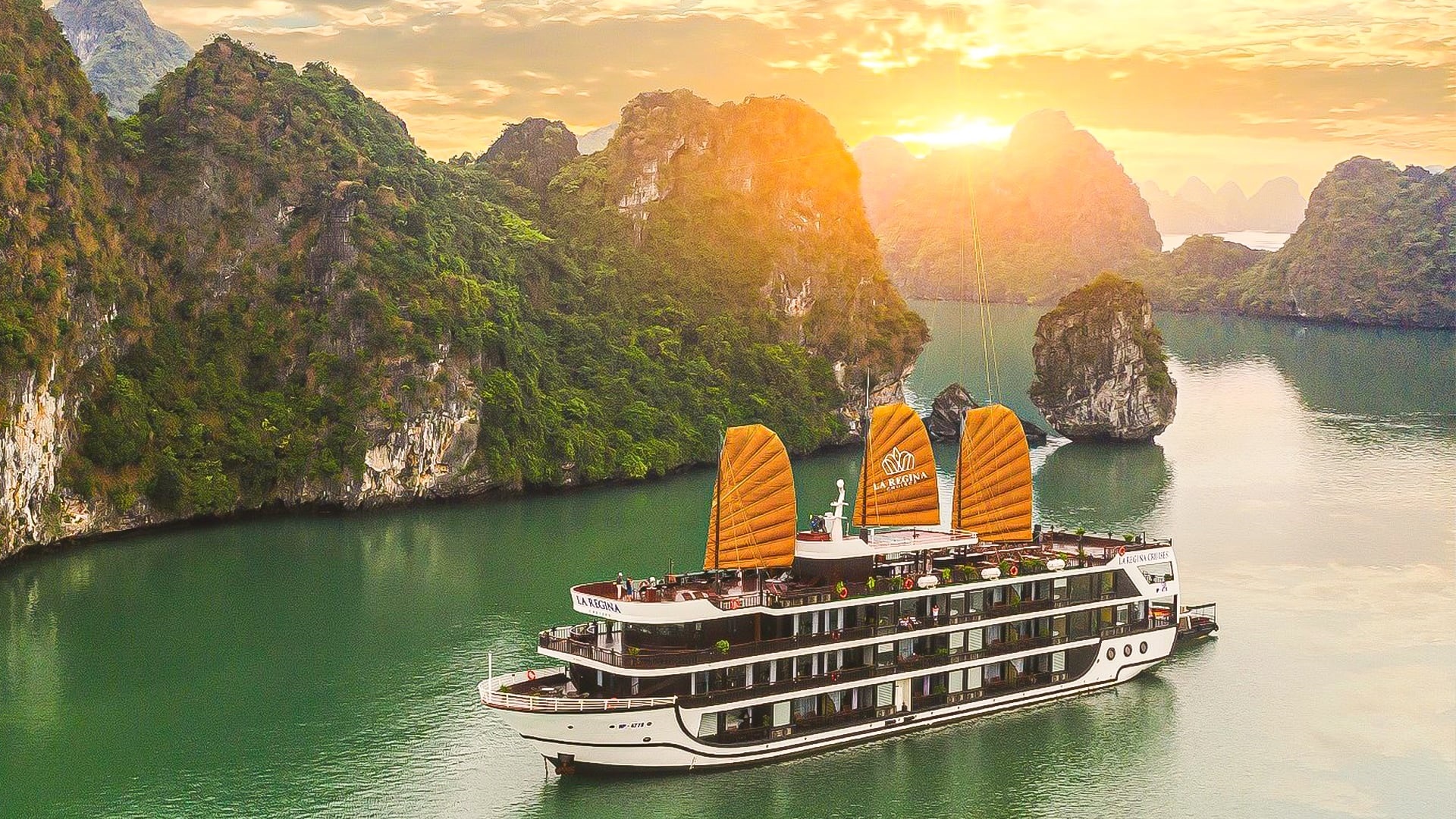 product-6d/5n-rotama-vietnam-hanoi,-halong-bay-&-saigon-banner