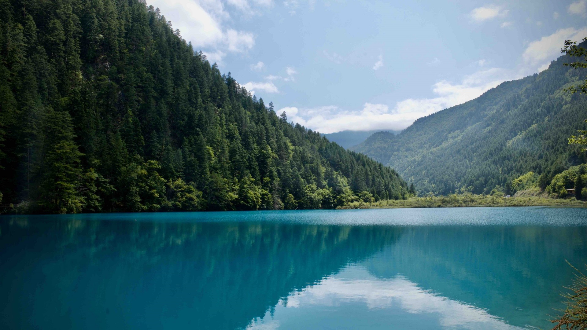 product-9d/7n-rotama-beautiful-sichuan-&-jiuzhaigou-banner