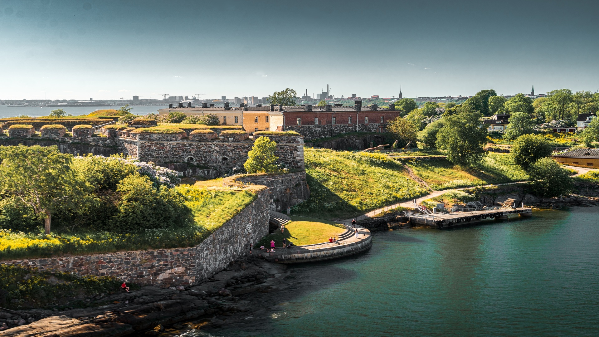 product-10d/7n-rotama-aurora-hunting-&-suomenlinna-banner